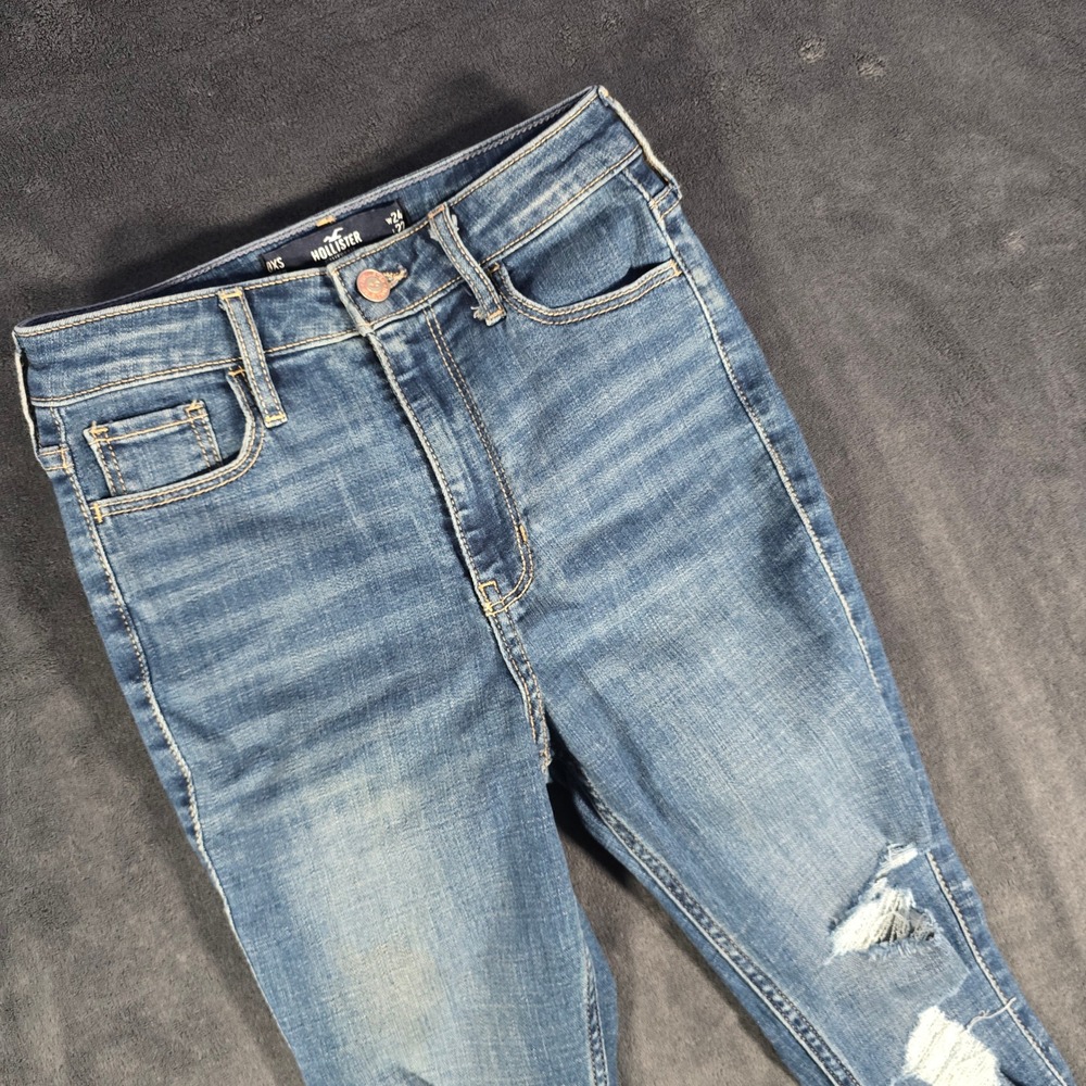 Hollister Ripped Jeans‎ Ultra High-Rise Crop Super Skinny W24 L22